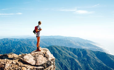 Che cosa per indossare quando escursioni a piedi all'aperto